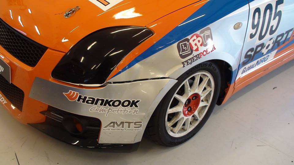 autódekoráció vágott fóliával