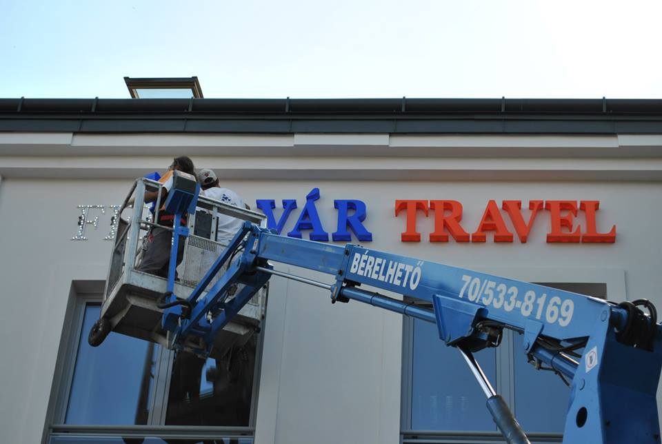 Dobozbetű Világító betű